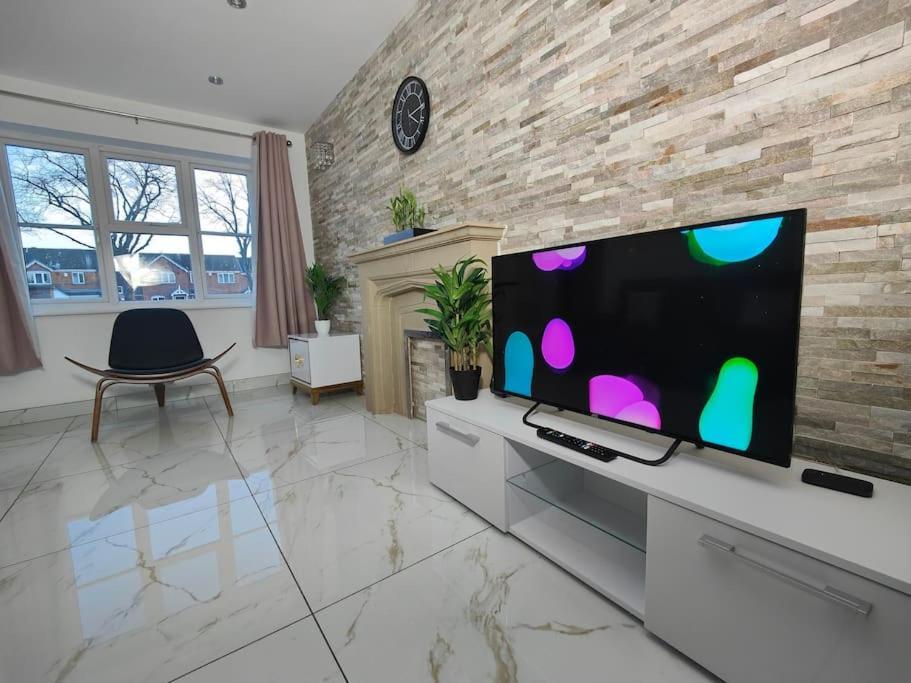 Tyburn Home, Birmingham With Free Parking Bagian luar foto