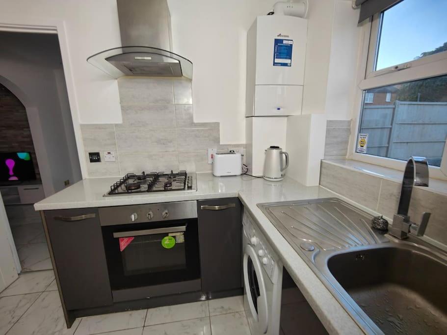 Tyburn Home, Birmingham With Free Parking Bagian luar foto