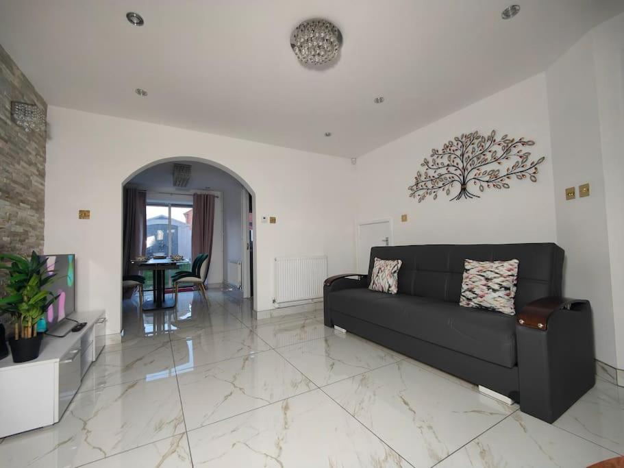 Tyburn Home, Birmingham With Free Parking Bagian luar foto